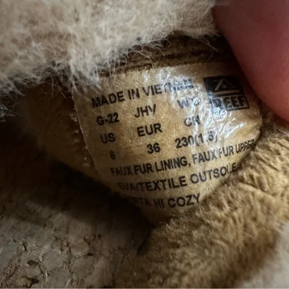 Reef Beige Fuzzy Strap Sandals - Picture 11 of 11